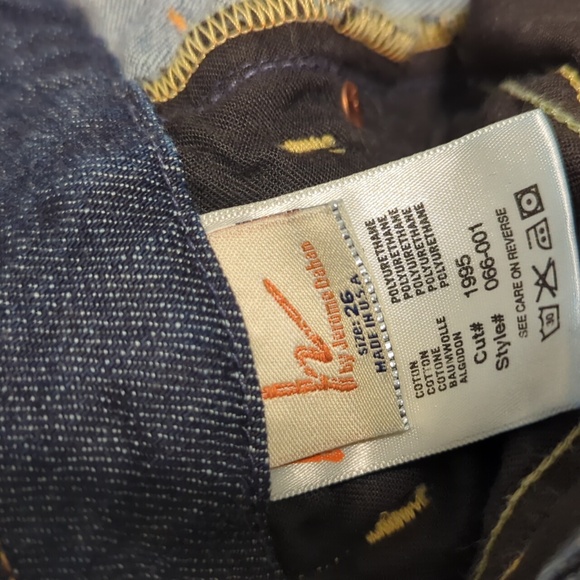 Citizens of Humanity Size 26 flare jeans - Picture 3 of 4